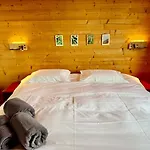 S 4 4 Familial 10pax Gryon